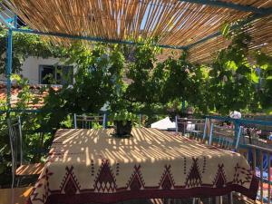 Restoran atau tempat lain untuk makan di Rosa B&B
