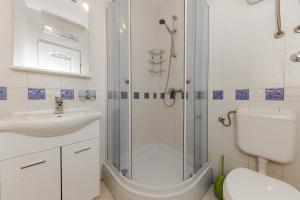 Kúpeľňa v ubytovaní Seaside Villa Mia Trogir