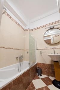 Et badeværelse på AzurAppart 2-room Super centre Nice