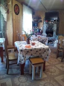 Galería fotográfica de Kovcheg Holiday Home en Mykulychyn