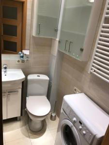 Kúpeľňa v ubytovaní Rent0nline Hoża Apartment Center Metro