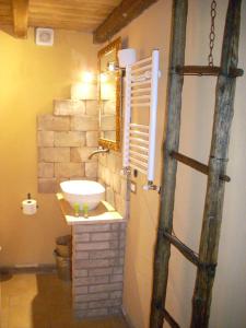 A bathroom at Agriturismo Le Roghete