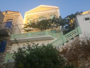 Hoone, kus the country house asub