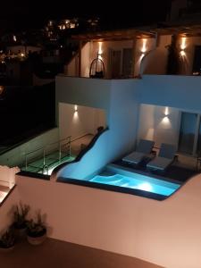 A piscina localizada em Avra Mykonos ou nos arredores
