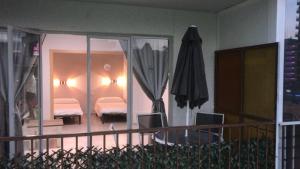 Postel nebo postele na pokoji v ubytování apartament bermudas