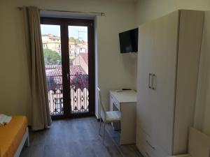 TV/trung tâm giải trí tại Giò Rooms