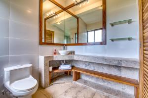 Koupelna v ubytování Ananda Guesthouse