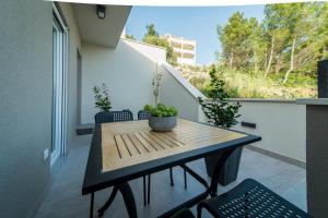 Balkón nebo terasa v ubytování Apartmani Spiline - Mia