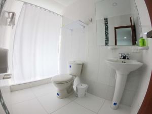 Koupelna v ubytování Hotel Estación Sabana