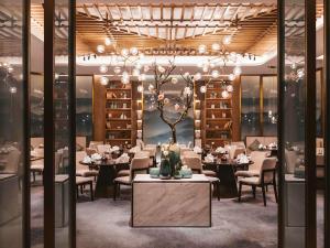 Restaurace v ubytování Pullman Fuzhou Tahoe