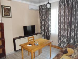TV a/nebo společenská místnost v ubytování Guest House Nika