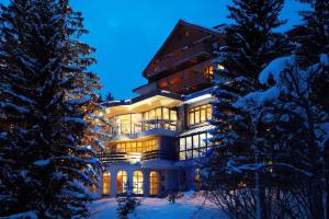 Gallery image of Hotel Astoria in Arosa