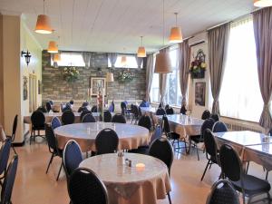 Restoranas ar kita vieta pavalgyti apgyvendinimo įstaigoje Manoir d'Youville