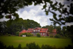Hoone, kus külalistemaja asub