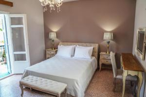A bed or beds in a room at Casa Armada