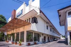 Gallery image of RedDoorz near XT Square 2 in Yogyakarta