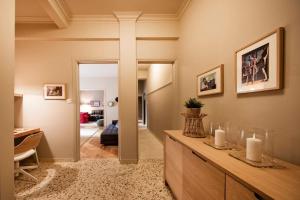 Fotografia z galérie ubytovania Brand new Modern Apartment with satellite TV v Aténach