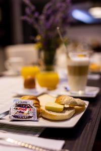 Photo de la galerie de l'établissement Bed & Breakfast Došen II, à Baška 37 autres photos