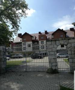Budynek, w którym mieści się apartament