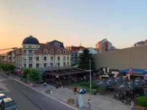 Nespecifikovaný výhled na destinaci Jagodina nebo výhled na město při pohledu z penzionu – hostince