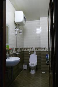 Koupelna v ubytování DaLat Sky Hostel