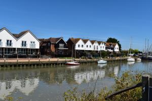 Gallery image of Waterside in Rye