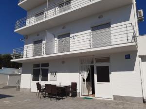 Balkón nebo terasa v ubytování Apartmani Frano
