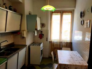 A kitchen or kitchenette at Nido del Gabbiano