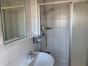 Phòng tắm tại Hotel Möhringer Hof