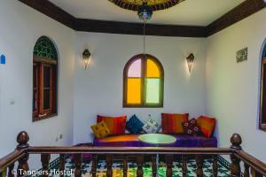 Uma área de estar em Tangiers Hostel