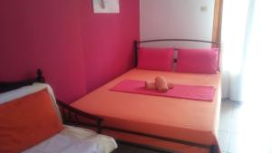 Postel nebo postele na pokoji v ubytování AGATHA appartments PALIOURIA