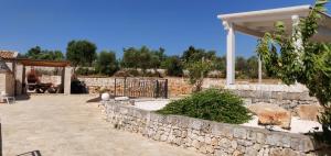 Trullo la perla di pietra kisállat-vendégei