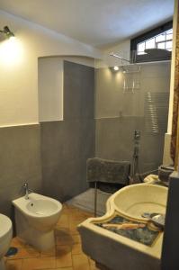 Koupelna v ubytování La Villa di Augusto