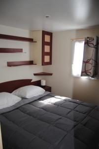 Φωτογραφία από το άλμπουμ του MOBILHOME 3 CHAMBRES σε Veyrignac