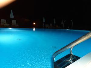 Bazén v ubytování Agriturismo Trebis nebo v jeho okolí