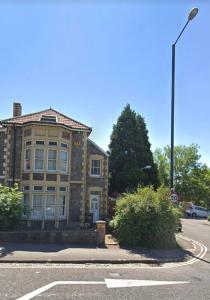 Gallery image of Fishponds Lodge in Bristol