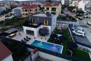 Bazén v ubytovaní Villa Terrazza alebo v jeho blízkosti