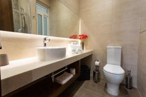 Bilik mandi di The Shipwright's Lodge