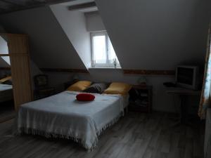 Легло или легла в стая в CHEZ LE VIGNERON