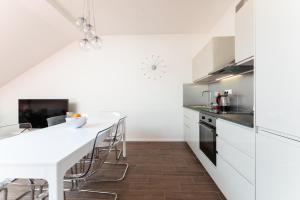 Zdjęcie z galerii obiektu Garden apartment in the center - Leg12 w Pradze +26 zdjęć