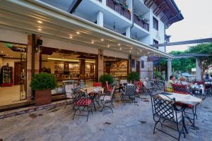 Restaurace v ubytování Hotel Saint John Baptist Nessebar