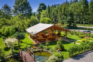 Vonkajšia záhrada v ubytovaní Sielanka Pokoje Hotelowe, Restauracja - Ustroń + 36 fotografií