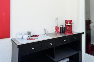 Art Hotel Weimarにあるキッチンまたは簡易キッチン