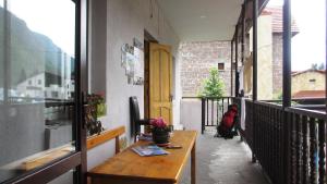 Gallery image of Soncho Kazbegi in Stepantsminda