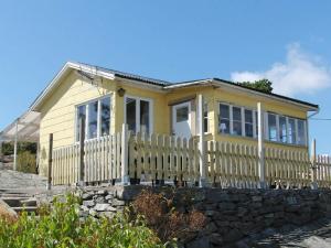 Gallery image of Two-Bedroom Holiday home in Kärna 1 in Lycke