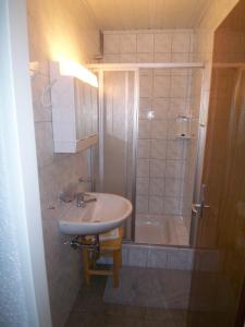 Ένα μπάνιο στο Apartments Haus Steinbock