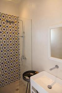 Ванная комната в Astarte Luxury Apartments