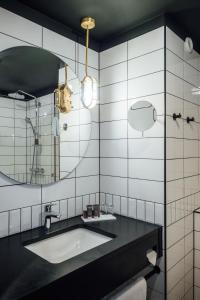 Koupelna v ubytování Vienna House by Wyndham Amber Baltic Miedzyzdroje