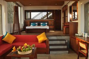 Ruang duduk di Laya Safari Resorts & Spa