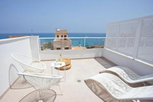 A balcony or terrace at BJ Cala Morlanda Estudios